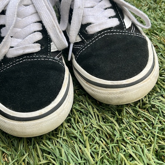 Vans skateboard shoes. - Picture 5 of 5